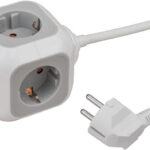 Prelungitor Brennenstuhl forma de cub cu prize si USB, 1.4m