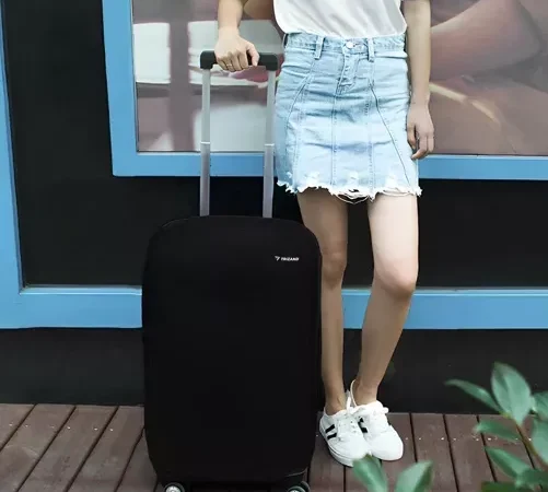 Husa pentru troler TRIZAND, marime L, material flexibil, poliester, protectie impermeabila, Negru