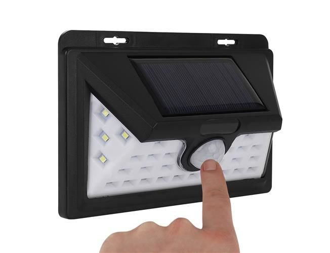 Lampa solara cu 32 LED uri senzor lumina si senzor de miscare 150 lm 10 W 10