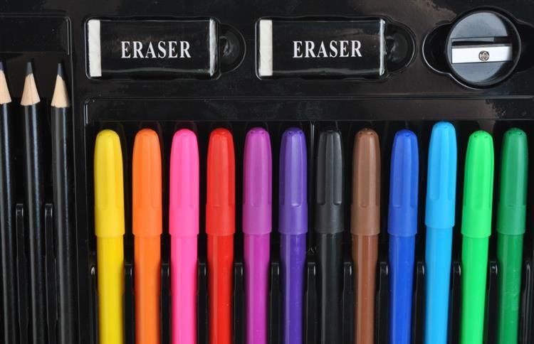 Set pentru Pictura si Desen cu 81 Piese si Trusa Organizare din Lemn Malatec 1