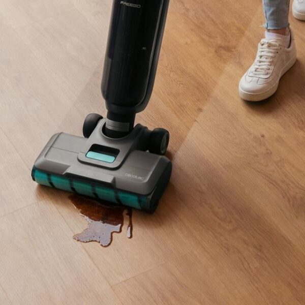 Aspirator vertical cu functie mop Cecotec FreeGo WashVacuum Spray, 250W, Autonomie 30minute, 2 rezervoare, Baza cu autocuratare - imagine 5