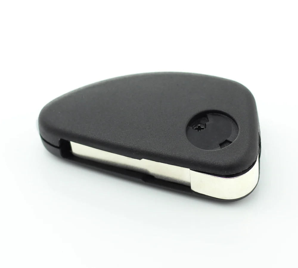 Carcasa pentru cheie Alfa Romeo, tip briceag, cu 2 butoane Carguard 2 Carcasa pentru cheie Alfa Romeo, tip briceag, cu 2 butoane Carguard