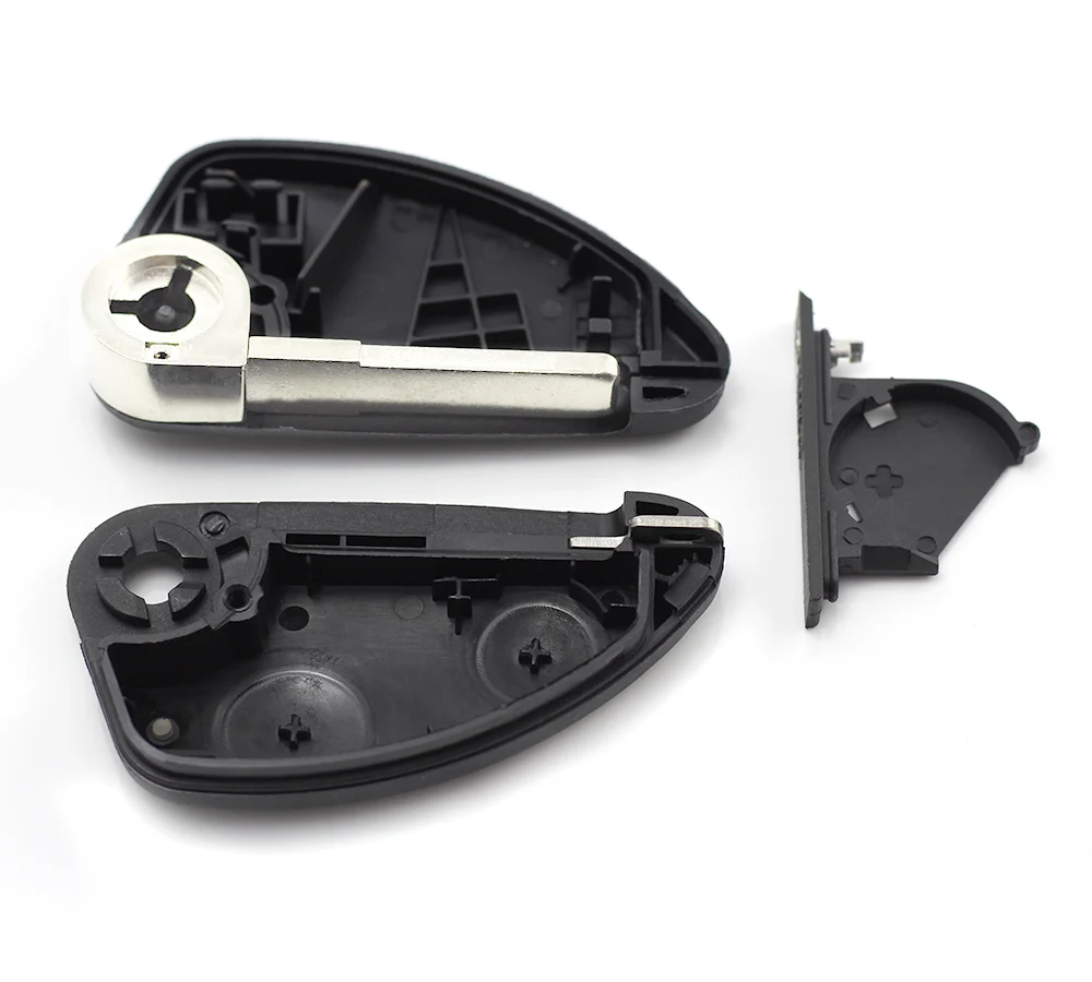 Carcasa pentru cheie Alfa Romeo, tip briceag, cu 2 butoane Carguard 2 Carcasa pentru cheie Alfa Romeo, tip briceag, cu 2 butoane Carguard