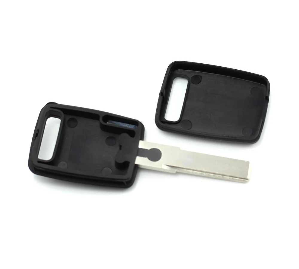 Carcasa cheie cu transponder pentru Audi, cu cip T5, Carguard 1 Carcasa cheie cu transponder pentru Audi, cu cip T5, Carguard