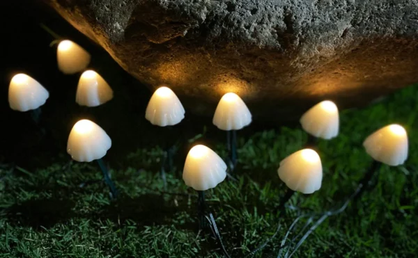 Set 30 lampi solare LED Rovo 01-Alb, ciupercute, lumina alb cald, 6.5m, 8 moduri - imagine 7