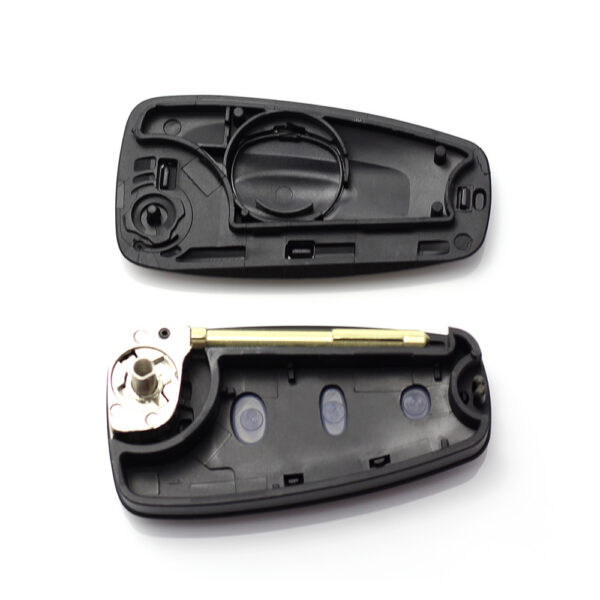Carcasa cheie tip briceag pentru Ford, cu 3 butoane, Carguard - imagine 2