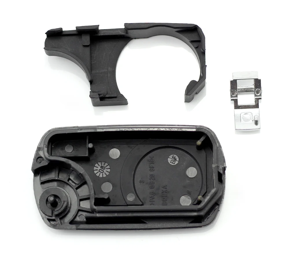 Carcasa cheie tip briceag pentru Land Rover, cu 3 butoane, Carguard 2 Carcasa cheie tip briceag pentru Land Rover, cu 3 butoane, Carguard