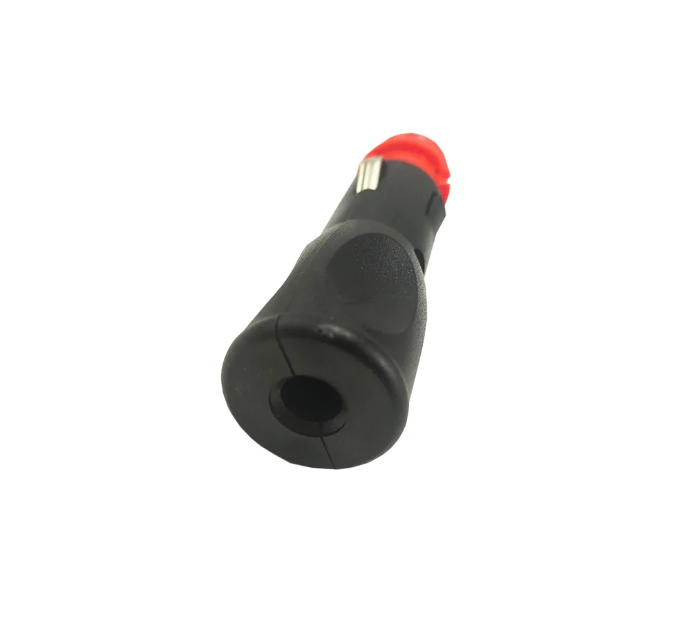 Mufa bricheta auto Carguard, 12V/24V, cu siguranta fuzibila
