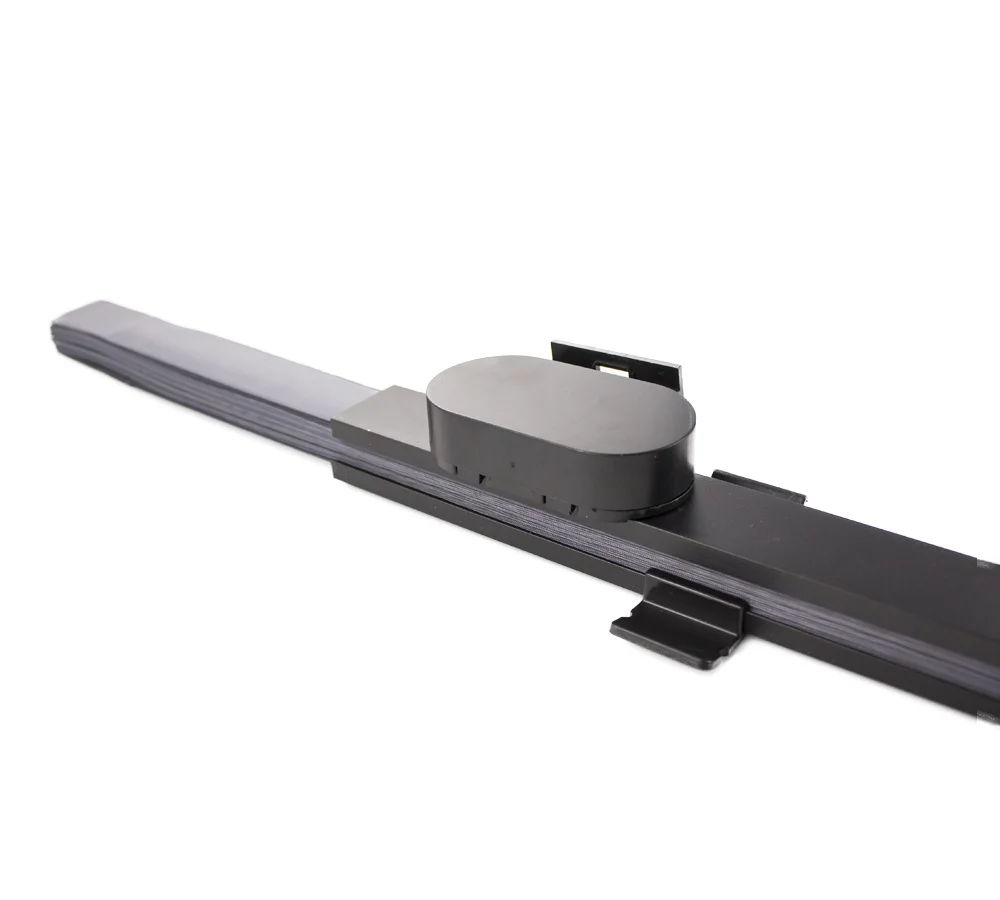 Parasolar auto retractabil Carguard, 150 x 70 cm, ventuze incluse 3 Parasolar auto retractabil Carguard, 150 x 70 cm, ventuze incluse