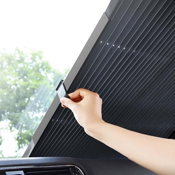 parasolar-auto-retractabil-150-x-70cm-carguard.jpg Parasolar auto retractabil Carguard, 150 x 70 cm, ventuze incluse - imagine 1