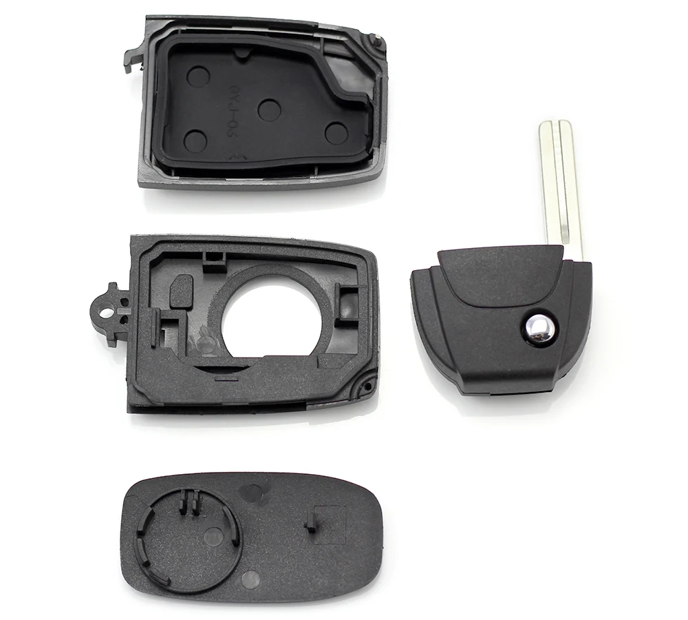 Carcasa cheie tip briceag pentru Volvo, cu 3 butoane, Carguard 2 Carcasa cheie tip briceag pentru Volvo, cu 3 butoane, Carguard