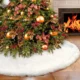 Fusta covor blanita alba pentru brad de craciun, diametru 120 cm, pufoasa, aspect zapada