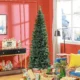 Brad de Craciun Artificial 210 cm cu 687 de Ramuri, Design Ingust si Inalt cu Baza Rabatabila, Verde - imagine 10