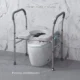 Scaun comod WC pentru varstnici si persoane cu dizabilitati 4 in 1 reglabil pe inaltime, cu brate capitonate, gri - imagine 6