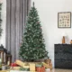Brad de Craciun Inalt de 210 cm pentru Interior cu 928 de Ramuri, Conuri si Fructe Rosii, Baza din Metal, Verde - imagine 2