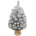 Brad de Craciun mic, cu inaltimea de 60 cm, 72 de ramuri acoperite cu zapada, conuri si fructe rosii, verde